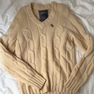 Y2K Vintage Abercrombie & Fitch Chunky Cableknit V Neck Sweater